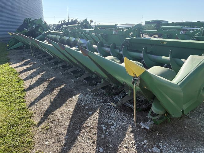 John Deere C12F