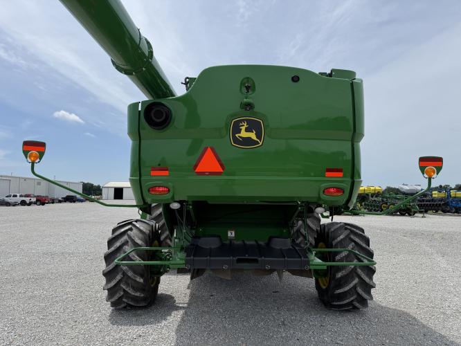 John Deere S790