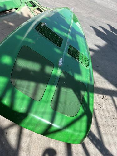 John Deere RE262566 HOOD