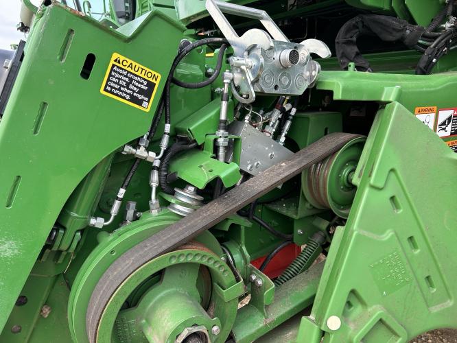 John Deere S780
