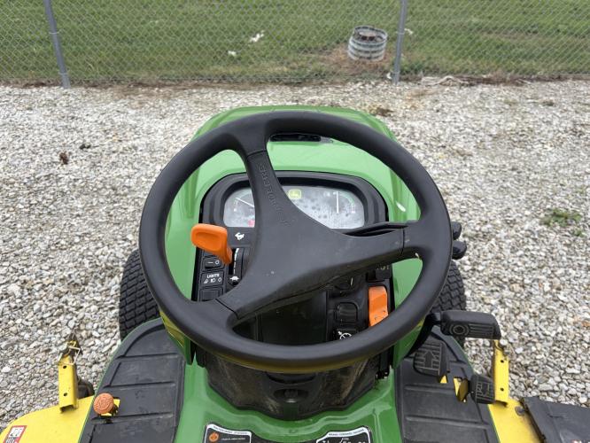 John Deere X730