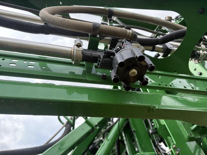 John Deere 412R