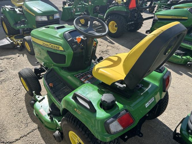 John Deere X734
