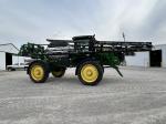 John Deere R4044