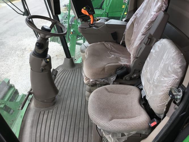 John Deere S760
