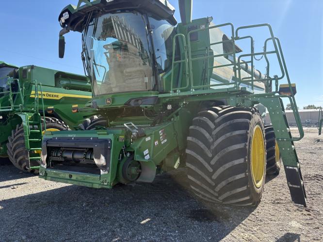John Deere S7 800