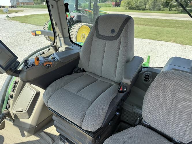 John Deere 8R 310