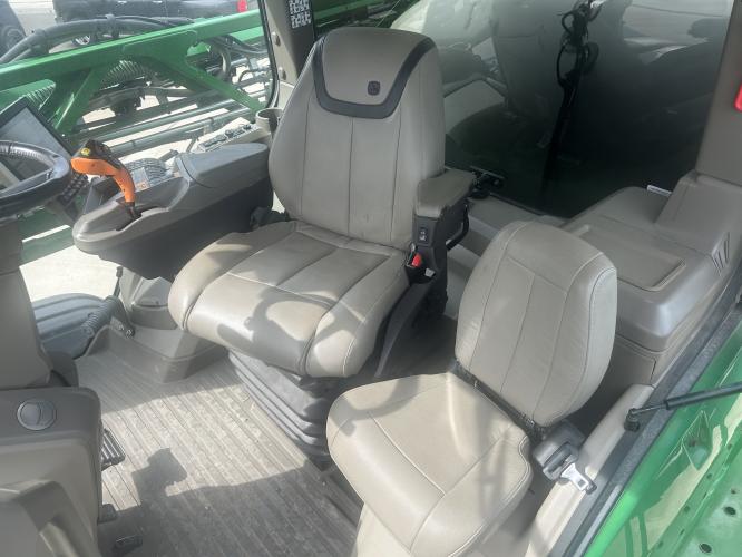 John Deere 612R