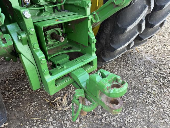 John Deere 8270R