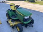 John Deere X744