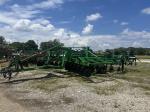 John Deere 2730