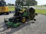 John Deere 1600