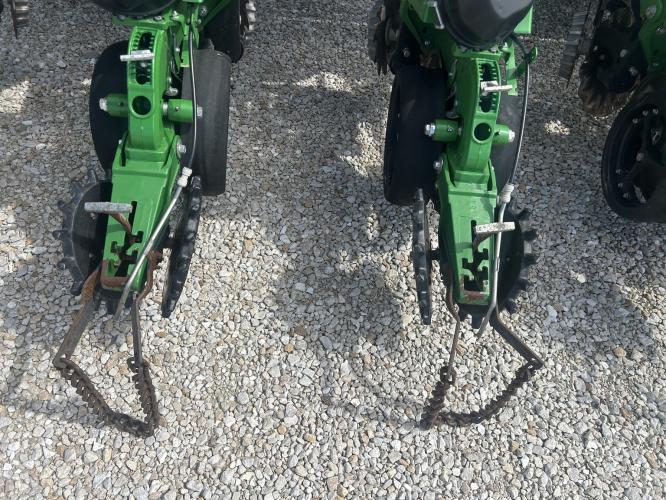 John Deere 1775NT