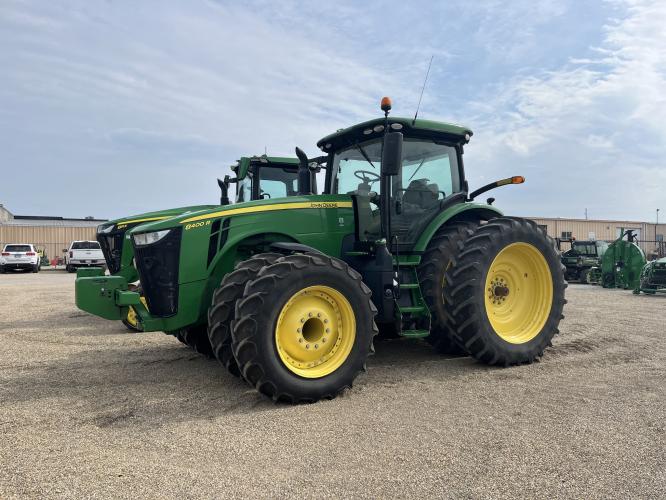 John Deere 8400R