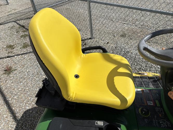 John Deere X740