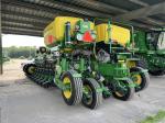 John Deere 1775