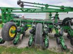 John Deere 1775NT