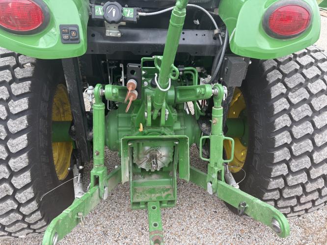 John Deere 4066R