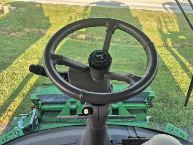 John Deere S790