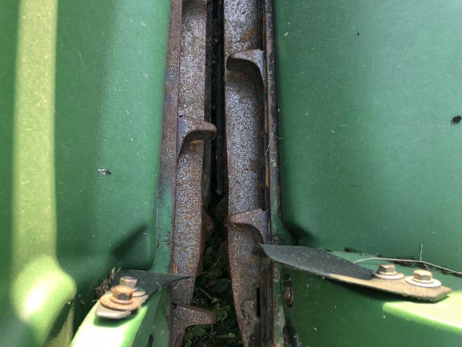 John Deere 608C