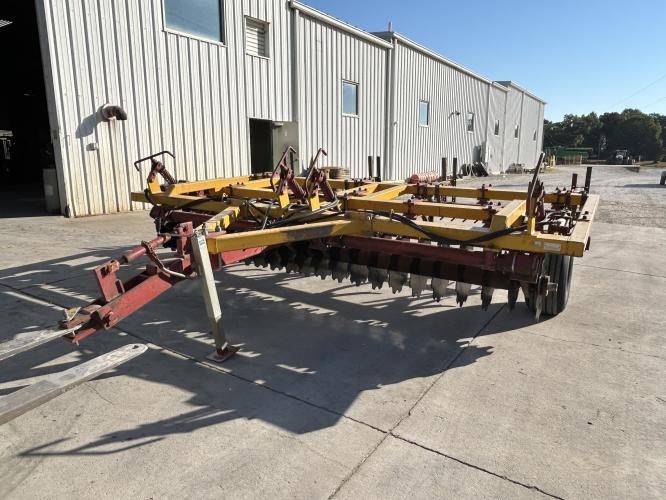 John Deere 2111