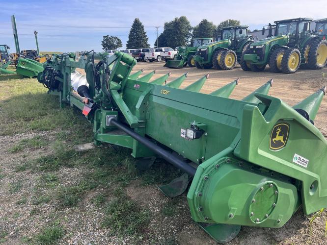 John Deere C12F