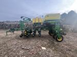 John Deere 1775NT