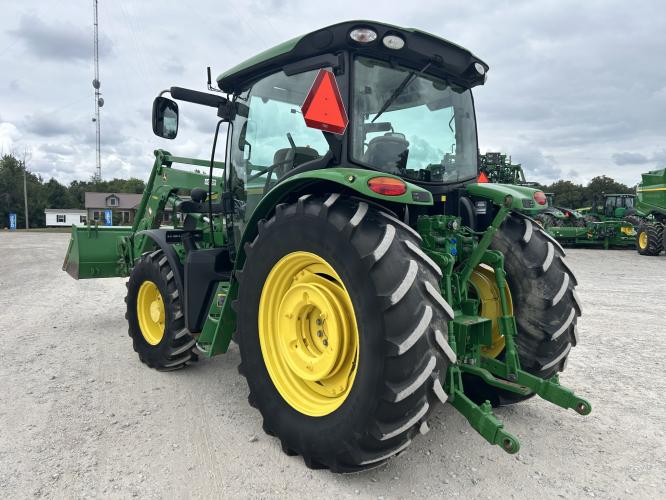 John Deere 6125R