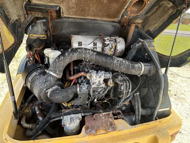 John Deere 304L