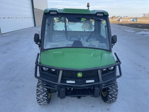  John Deere XUV 835R