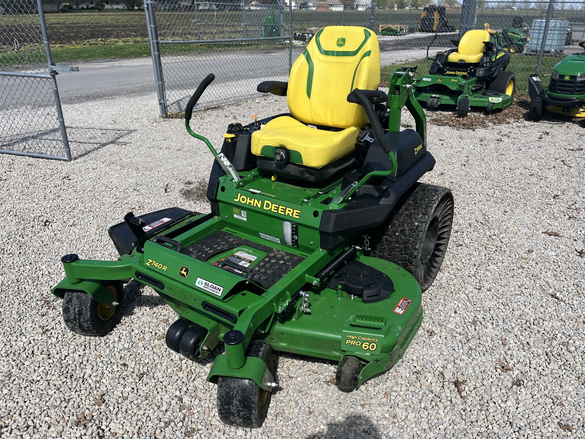 2023 John Deere Z740R