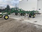 John Deere 2210