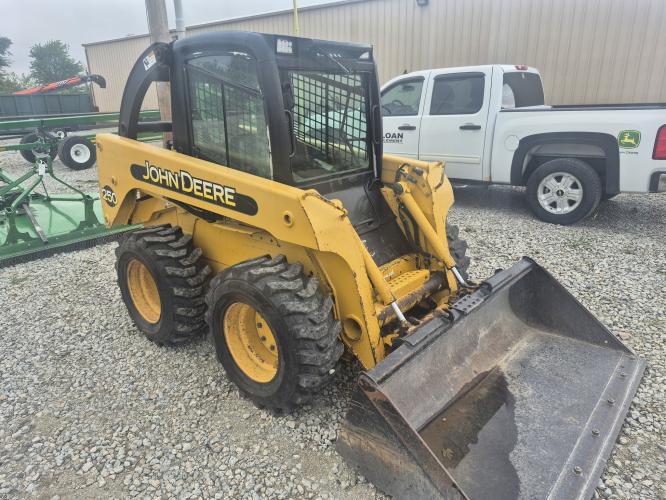 John Deere 250-II