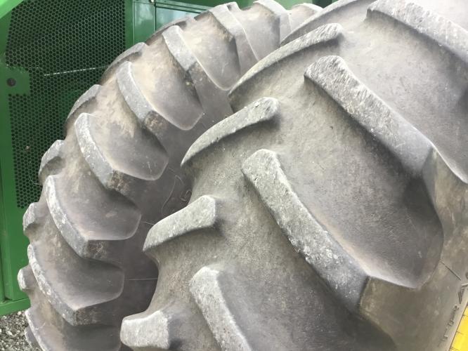 John Deere S760