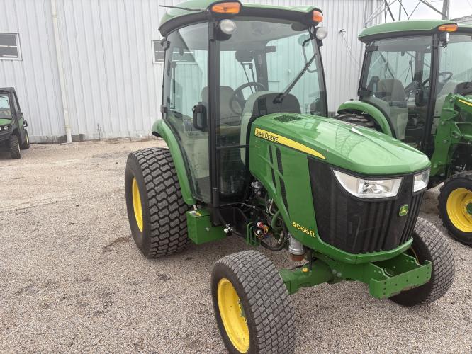 John Deere 4066R