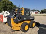 John Deere 320G