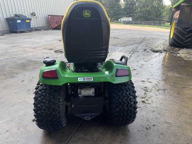 John Deere X590