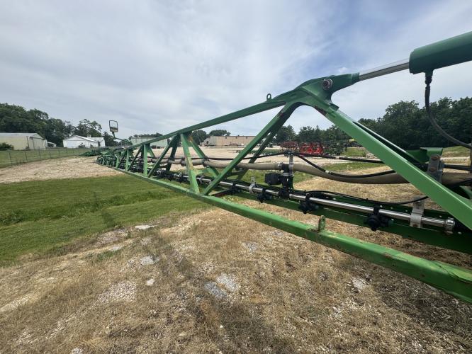 John Deere R4038