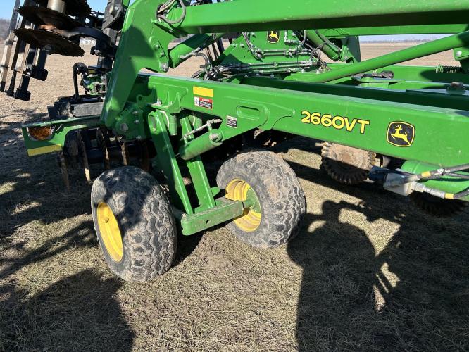 John Deere 2660VT