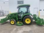 John Deere 3046R