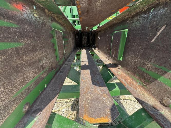 John Deere 348