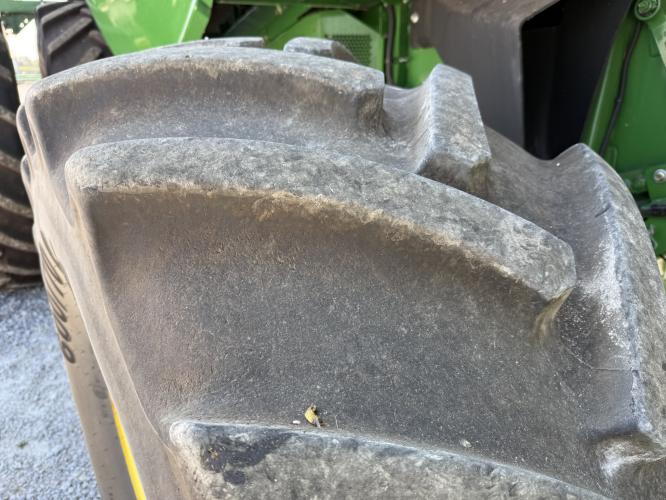 John Deere S770