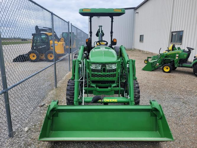John Deere 4052R