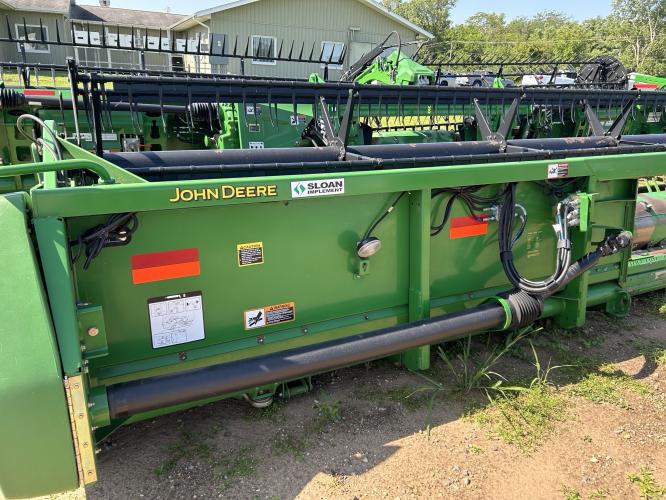 John Deere 625F