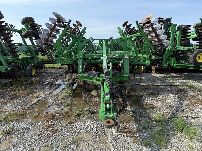 John Deere 2730