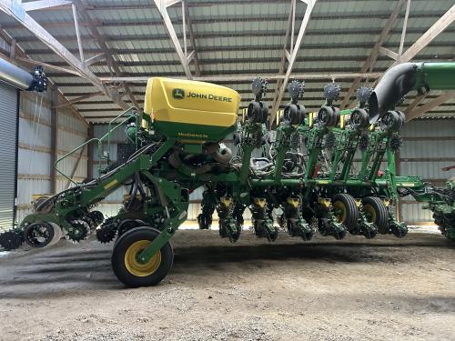 2025 John Deere 1795