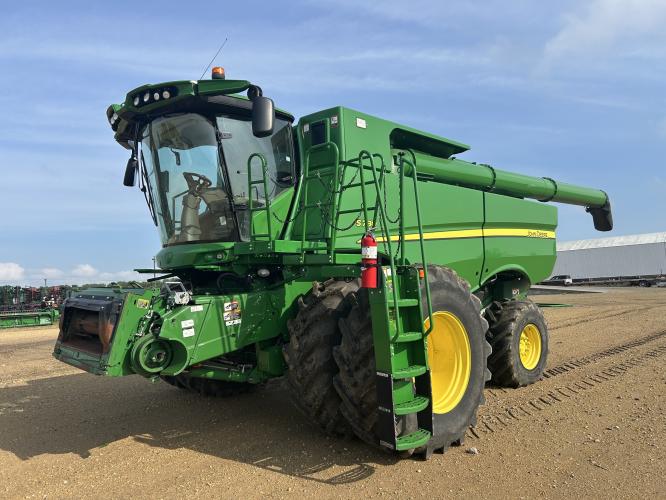 John Deere S780