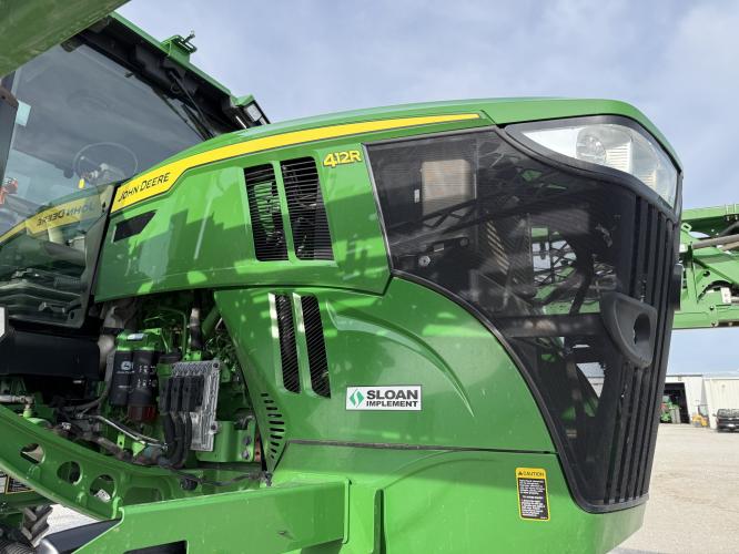 John Deere 412R