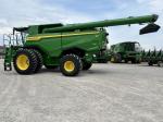 John Deere S7 700