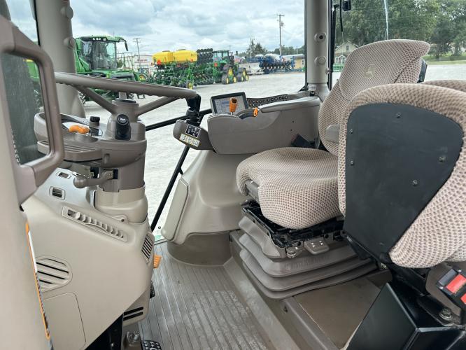John Deere 6125R